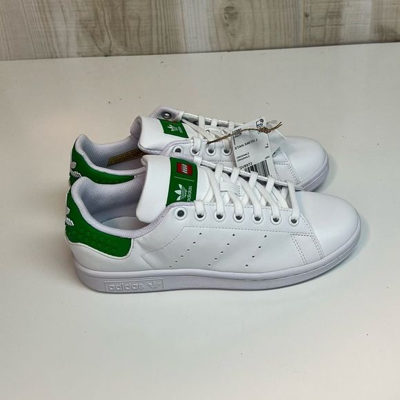 Adidas Shoes - Adidas Stan Smith Lego Low White Leather Sneakers Shoes Women’s Size 7 or 5.5Y
